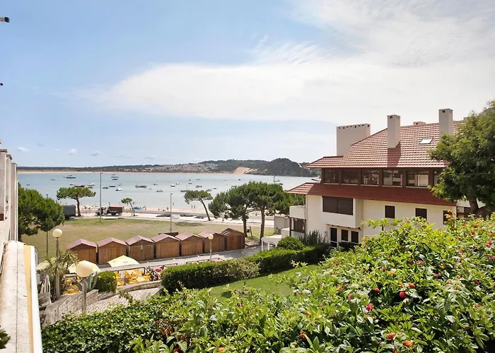 Vista Baia Sao Martinho do Porto